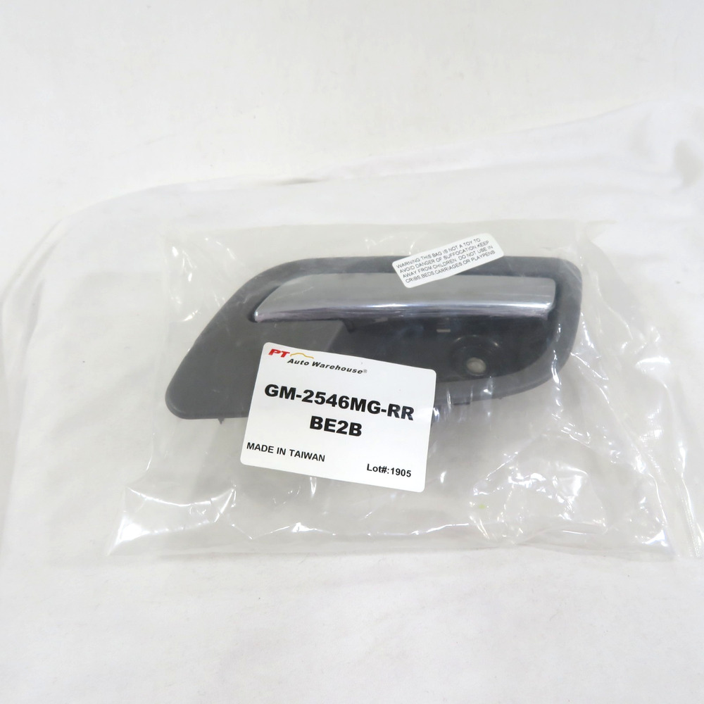 Right Passenger Side Rear Interior Door Handle Fits 2007-2013 Chevrolet Tahoe
